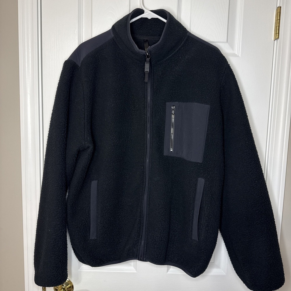 FABLETICS The Explorer Full Zip Fleece Jacket Black Men's Size Large